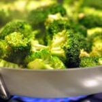 Broccoli in tomatensaus Broccoli met tomatensaus
