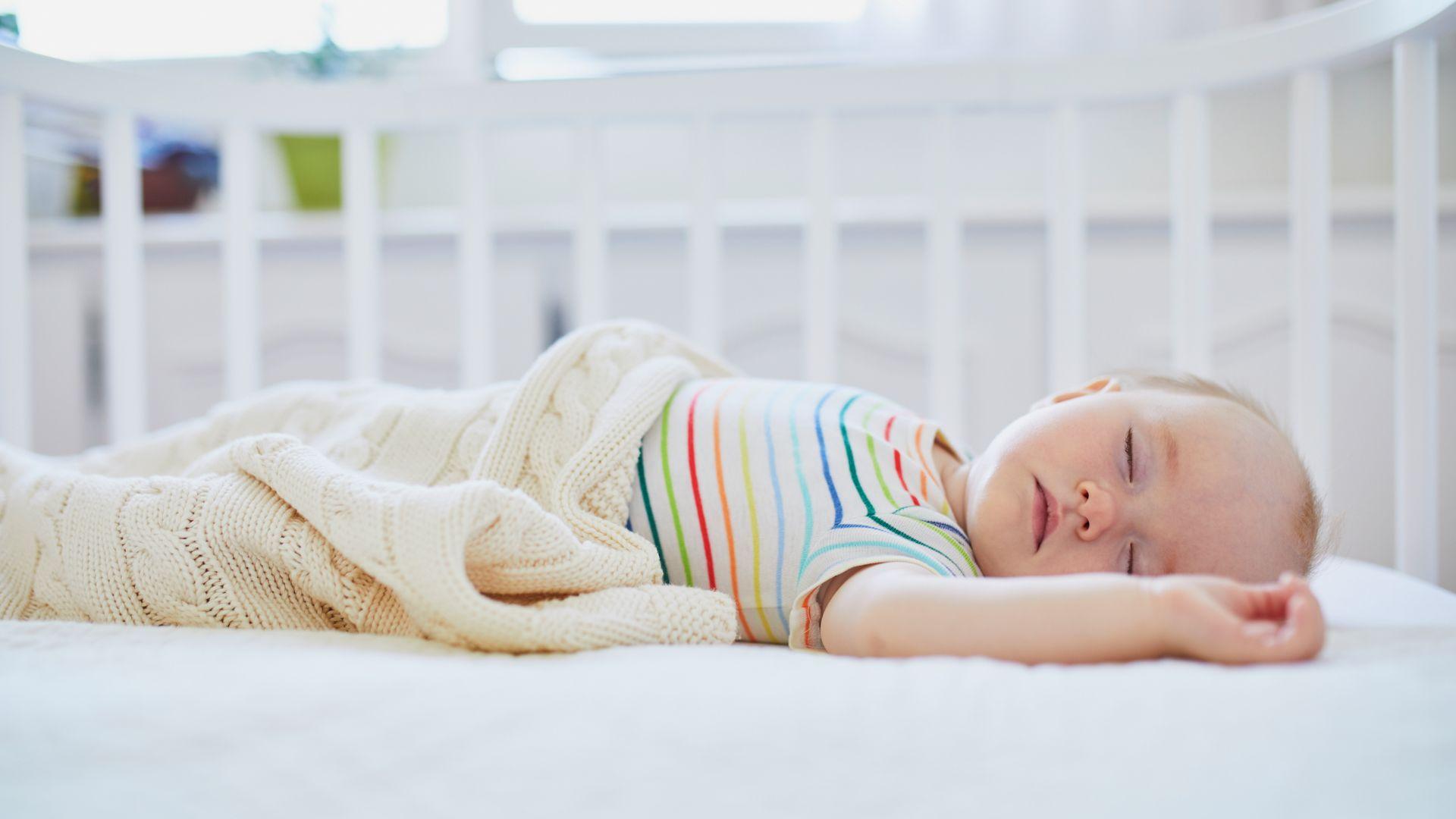 Een cosleeper is een veilige manier om samen met je kind te slapen.